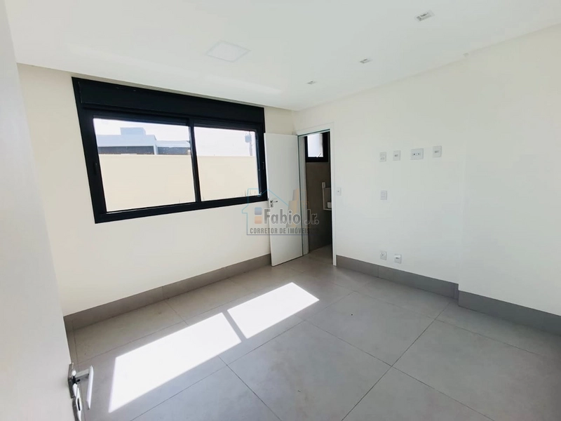 Sobrado de esquina 4 suítes plenas em condomínio fechado - Jardins Bolonha : 12ª foto da galeria de imagens do imóvel