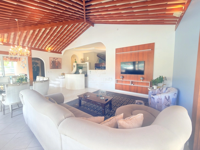 Casa 4 suítes + loft, piscina privativa e acesso a praia na Ferradurinha, Búzios: 36ª foto da galeria de imagens do imóvel