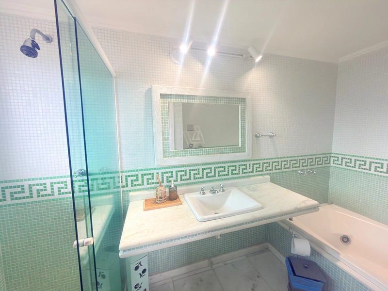 Casa 4 suítes + loft, piscina privativa e acesso a praia na Ferradurinha, Búzios: 7ª foto da galeria de imagens do imóvel