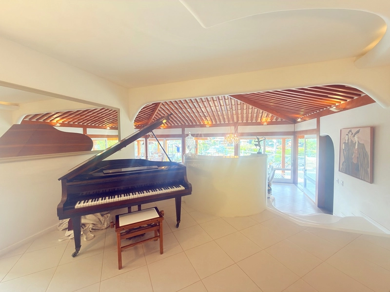 Casa 4 suítes + loft, piscina privativa e acesso a praia na Ferradurinha, Búzios: 42ª foto da galeria de imagens do imóvel