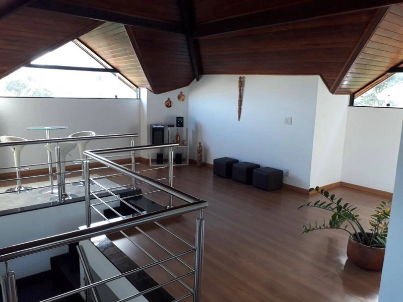 Imóvel de Alto Padrão na Freguesia (Jacarepaguá) – 600m² Pura Sofisticação: 5ª foto da galeria de imagens do imóvel