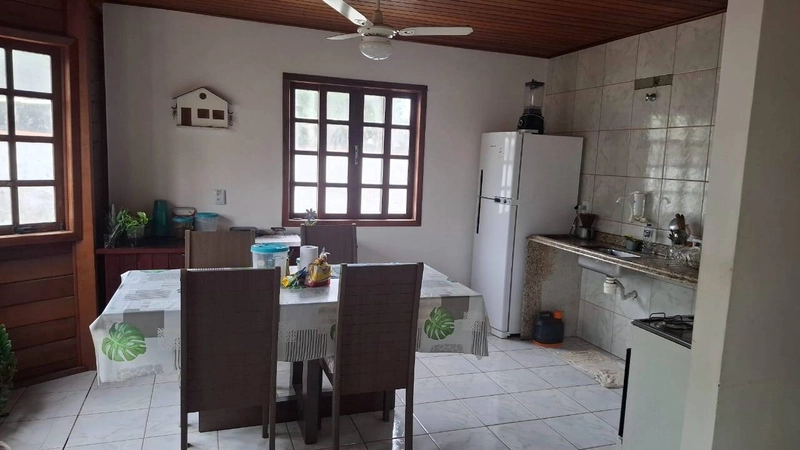 Casa próximo à praia, em São Pedro da Aldeia.: 6ª foto da galeria de imagens do imóvel