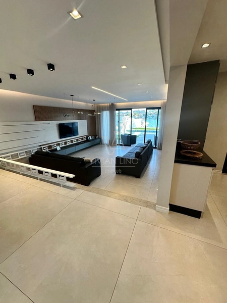 Casa, 5 dormitórios, sendo 3 suítes, canal Navegável Ogiva: 4ª foto da galeria de imagens do imóvel