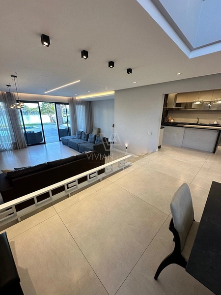 Casa, 5 dormitórios, sendo 3 suítes, canal Navegável Ogiva: 2ª foto da galeria de imagens do imóvel
