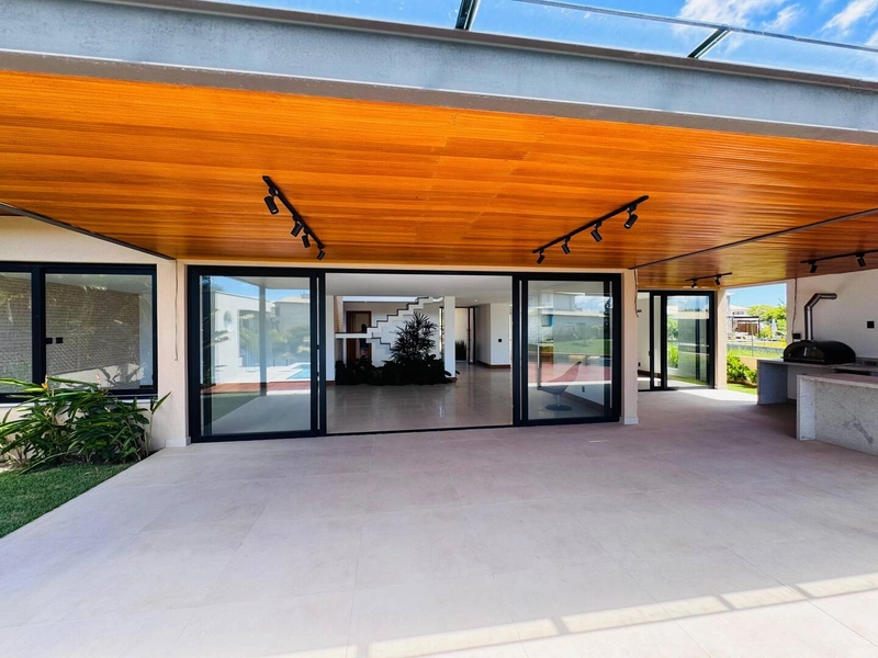 Casa Beira Lago à venda – Jardim do Lago | Armação dos Búzios: 3ª foto da galeria de imagens do imóvel