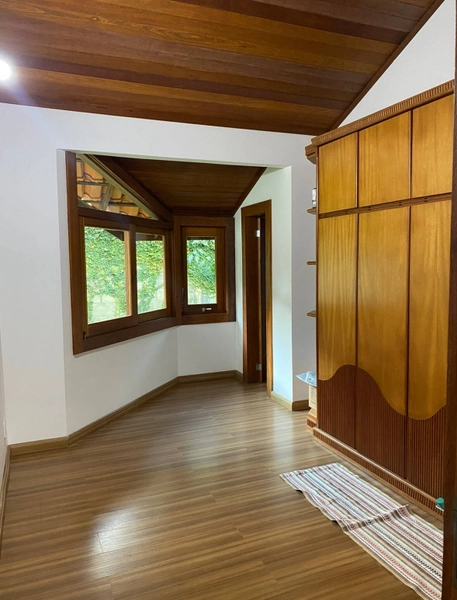À venda, Casa de Gente Grande em São Pedro da Serra: 9ª foto da galeria de imagens do imóvel