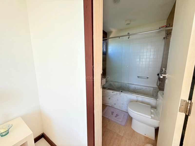 Casa 5 suítes, 1 master pé na areia com piscina na Marina, Búzios: 7ª foto da galeria de imagens do imóvel