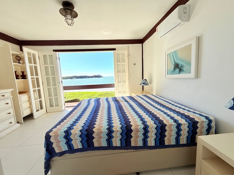 Casa 5 suítes, 1 master pé na areia com piscina na Marina, Búzios: 6ª foto da galeria de imagens do imóvel