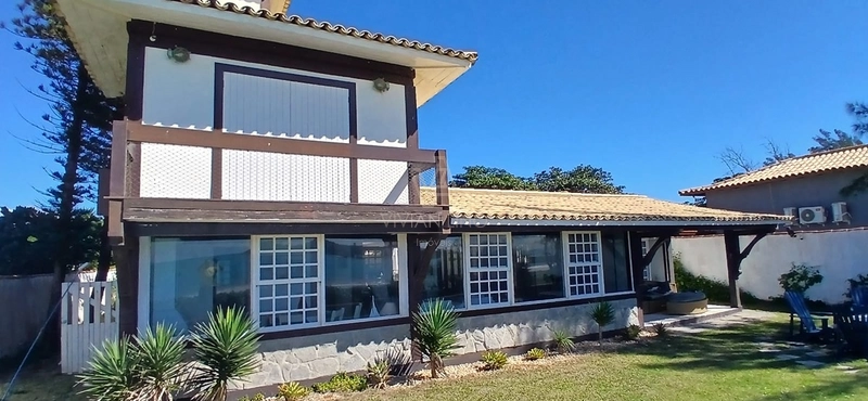 Casa 5 suítes, 1 master pé na areia com piscina na Marina, Búzios: 2ª foto da galeria de imagens do imóvel