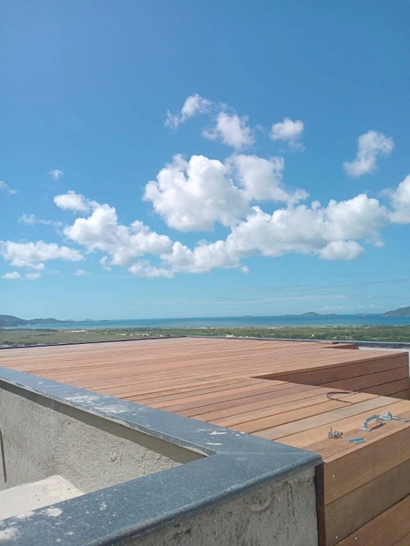 Triplex de Luxo com Vista Deslumbrante,  no Condomínio dos Pássaros.: 4ª foto da galeria de imagens do imóvel