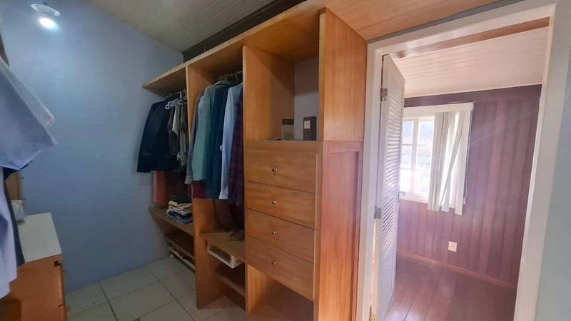 Casa de Alto Padrão no Condomínio Portal das Flores – Venda e Locação: 40ª foto da galeria de imagens do imóvel