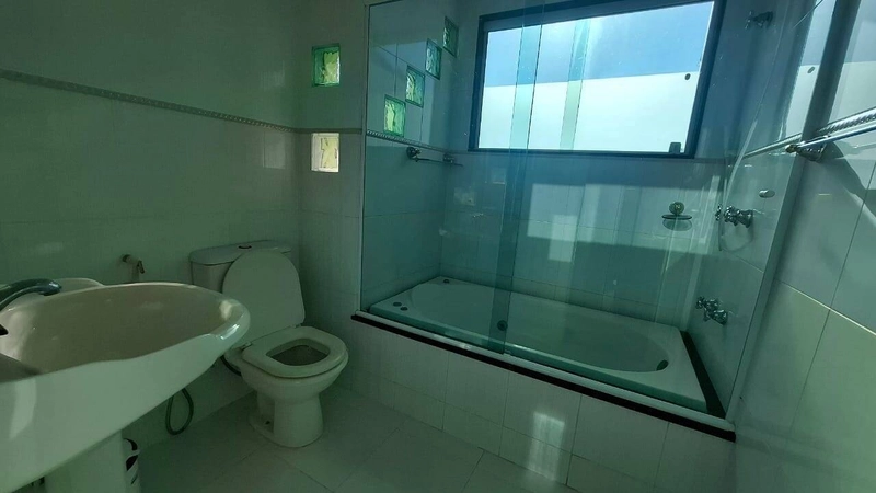 Casa de Alto Padrão no Condomínio Portal das Flores – Venda e Locação: 8ª foto da galeria de imagens do imóvel