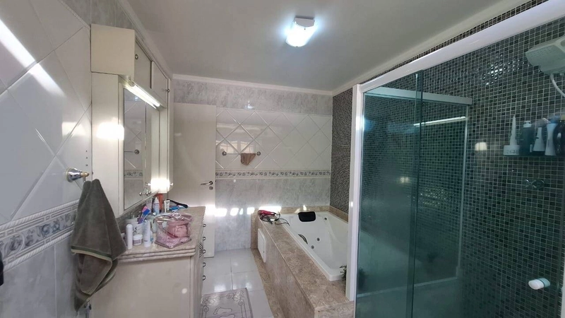 Casa de Alto Padrão no Condomínio Portal das Flores – Venda e Locação: 11ª foto da galeria de imagens do imóvel