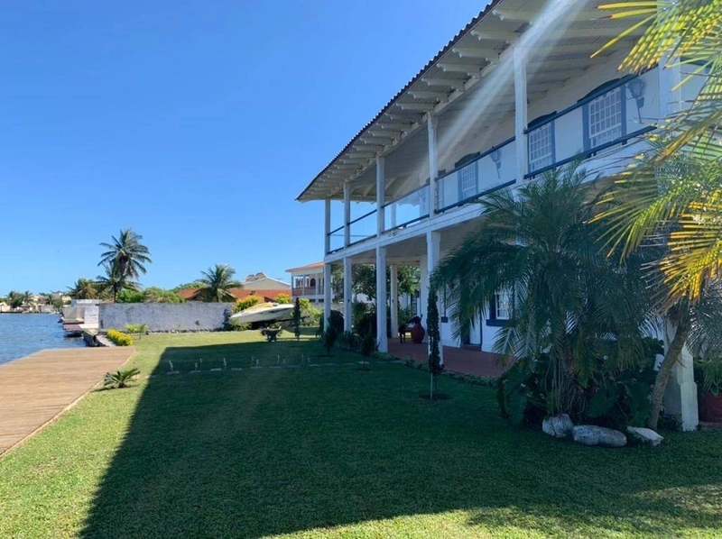 Residência de Alto Padrão à Beira do Canal OGIVA: 1ª foto da galeria de imagens do imóvel