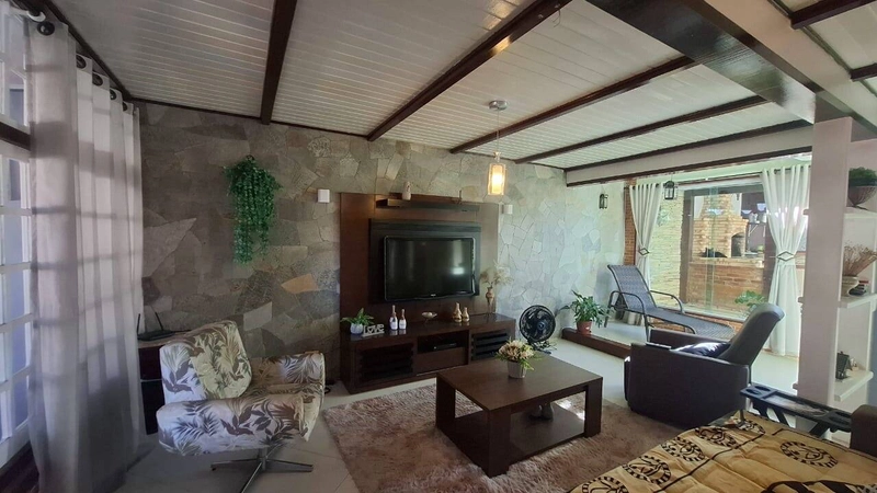 Casa de Alto Padrão no Condomínio Portal das Flores – Venda e Locação: 4ª foto da galeria de imagens do imóvel
