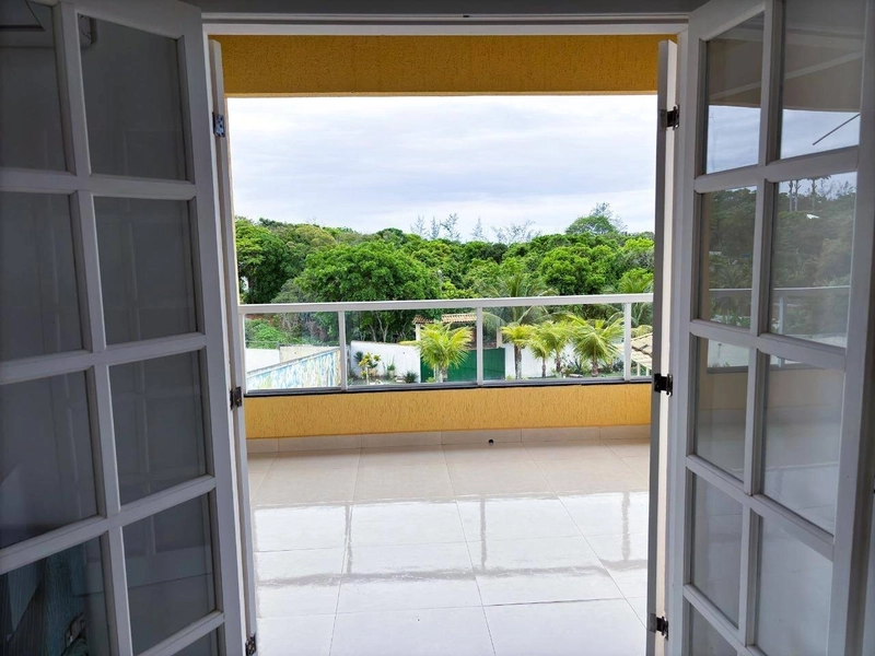 Sítio na Rasa – Um Refúgio Privativo com Três Residências e Muito Verde: 8ª foto da galeria de imagens do imóvel