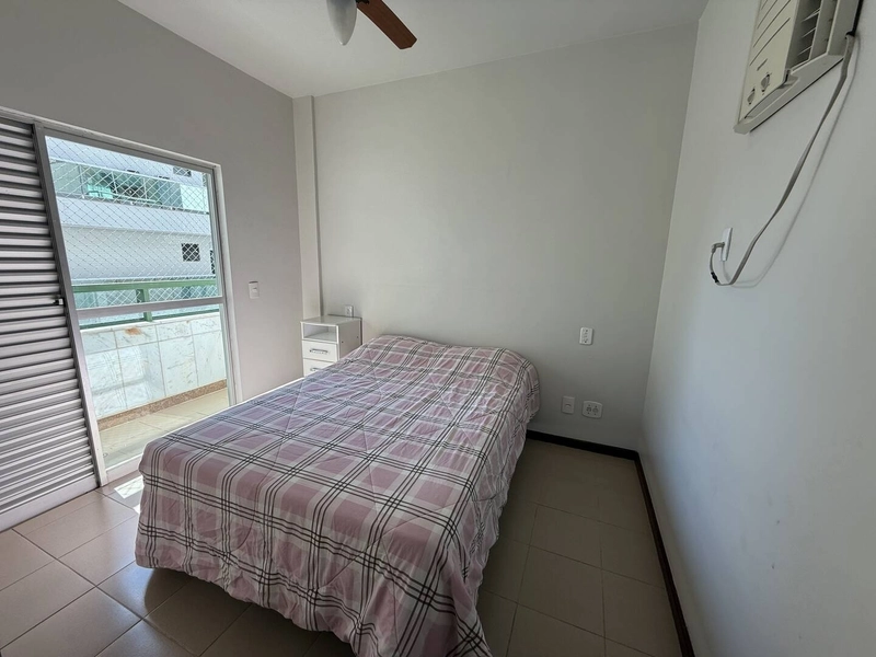 Apartamento Amplo e Varandado a 1 Minuto da Praia: 36ª foto da galeria de imagens do imóvel