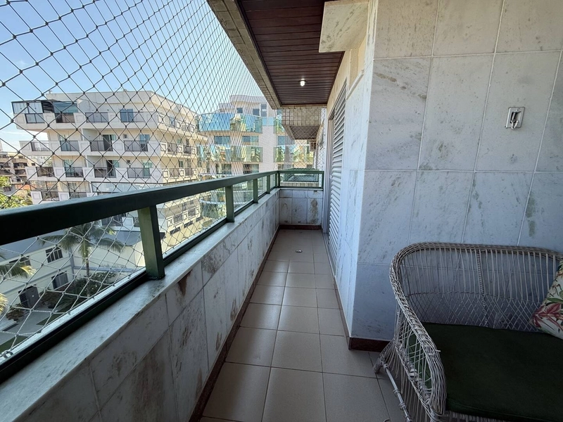 Apartamento Amplo e Varandado a 1 Minuto da Praia: 10ª foto da galeria de imagens do imóvel