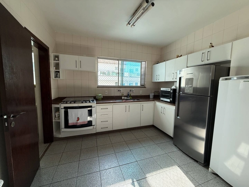 Apartamento Amplo e Varandado a 1 Minuto da Praia: 21ª foto da galeria de imagens do imóvel