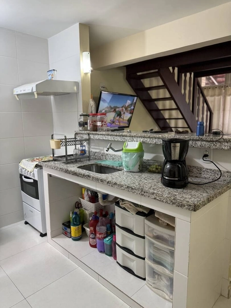 CASA EM CONDOMÍNIO NO PERÓ -  3 QUARTOS, VARANDA E A 2 MINUTOS DA PRAIA.: 18ª foto da galeria de imagens do imóvel