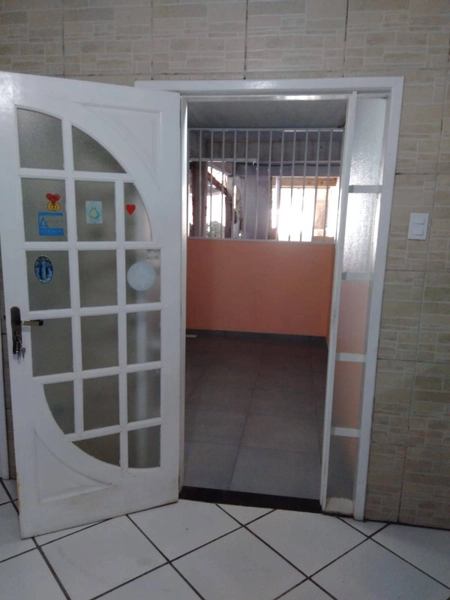 Trillex à Venda em Arraial do Cabo, Próximo à Praia: 9ª foto da galeria de imagens do imóvel