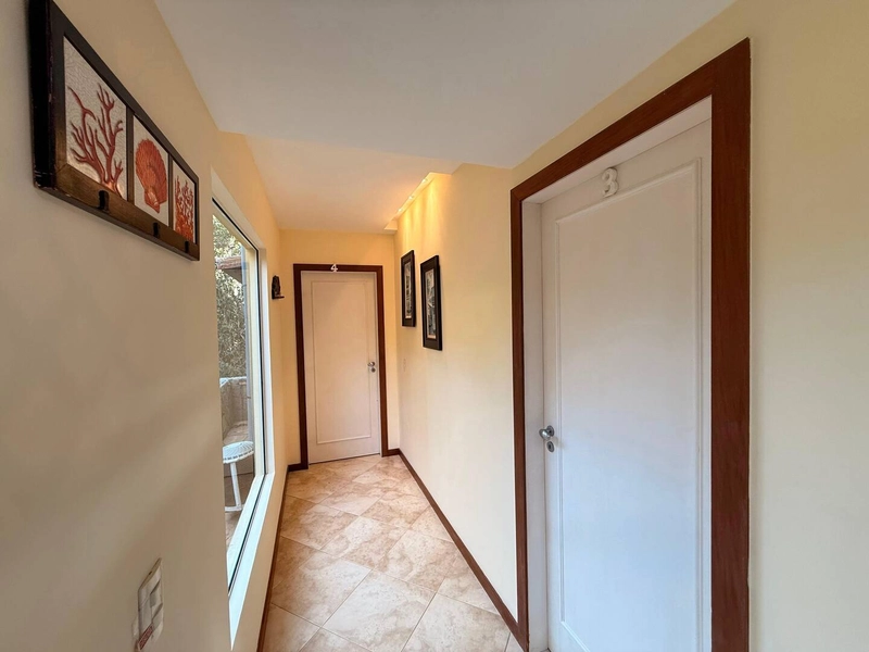 Casa a Venda - Ferradura: 2ª foto da galeria de imagens do imóvel