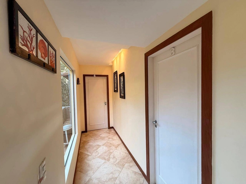 Casa a Venda - Ferradura: 1ª foto da galeria de imagens do imóvel