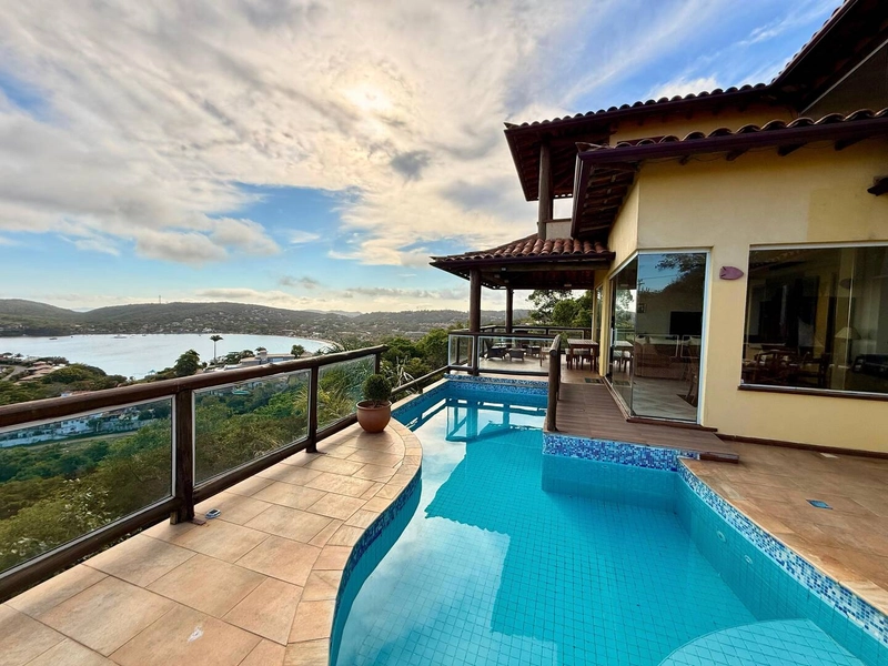 Casa a Venda - Ferradura: 52ª foto da galeria de imagens do imóvel