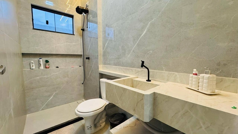 CASA A VENDA - VILA DO PERÓ: 1ª foto da galeria de imagens do imóvel