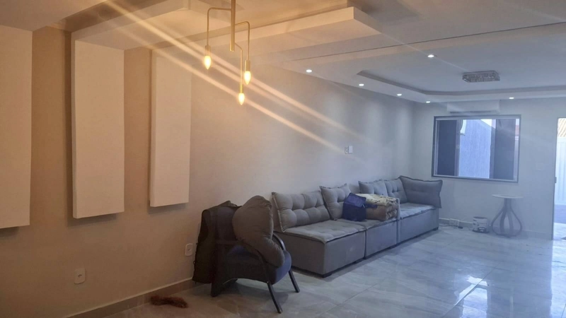 Triplex de Luxo em Condomínio em Unamar: 20ª foto da galeria de imagens do imóvel