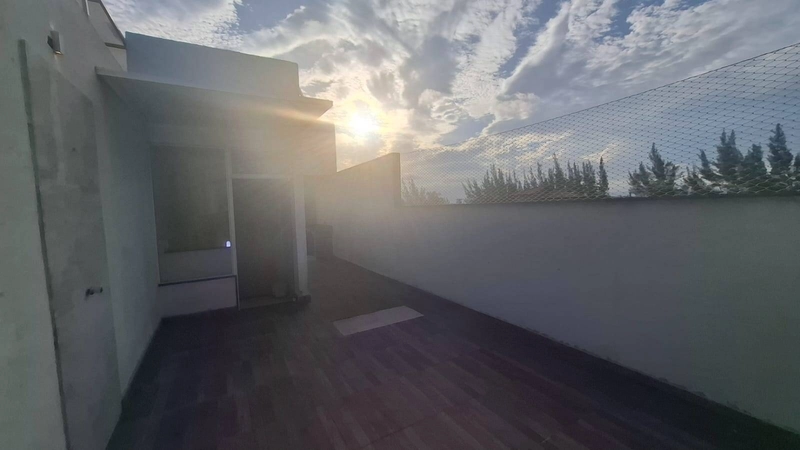 Triplex de Luxo em Condomínio em Unamar: 9ª foto da galeria de imagens do imóvel