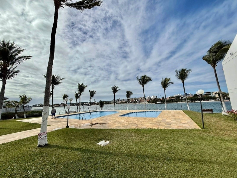 Casa à Venda – 2 Dormitórios Frente Canal Mobiliado: 24ª foto da galeria de imagens do imóvel