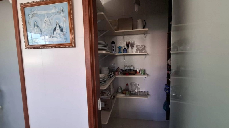 CASA COM QUINTAL NO BALNÉARIO DAS CONCHAS: 6ª foto da galeria de imagens do imóvel