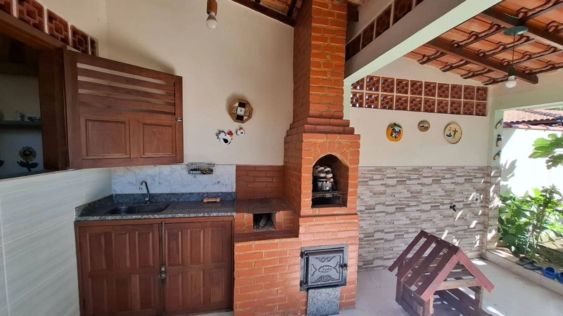CASA COM QUINTAL NO BALNÉARIO DAS CONCHAS: 36ª foto da galeria de imagens do imóvel
