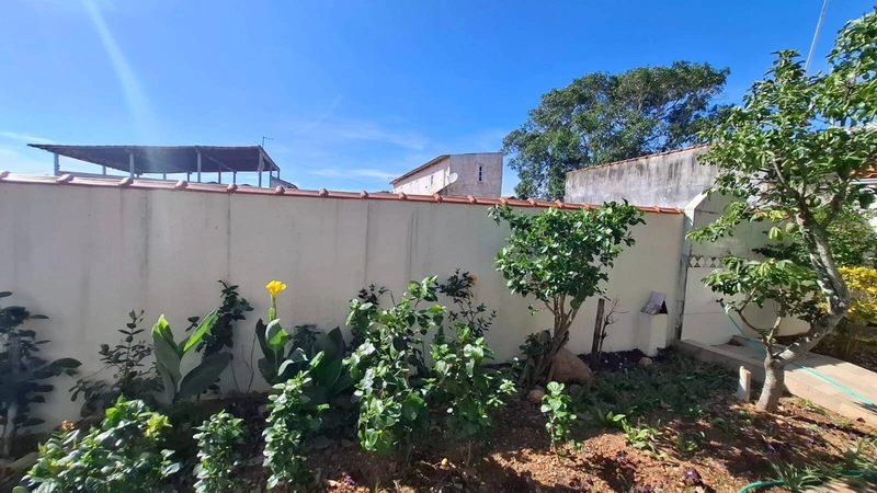 CASA COM QUINTAL NO BALNÉARIO DAS CONCHAS: 3ª foto da galeria de imagens do imóvel