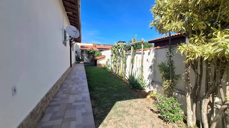 CASA COM QUINTAL NO BALNÉARIO DAS CONCHAS: 30ª foto da galeria de imagens do imóvel
