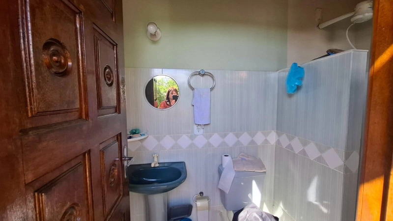 CASA COM QUINTAL NO BALNÉARIO DAS CONCHAS: 19ª foto da galeria de imagens do imóvel