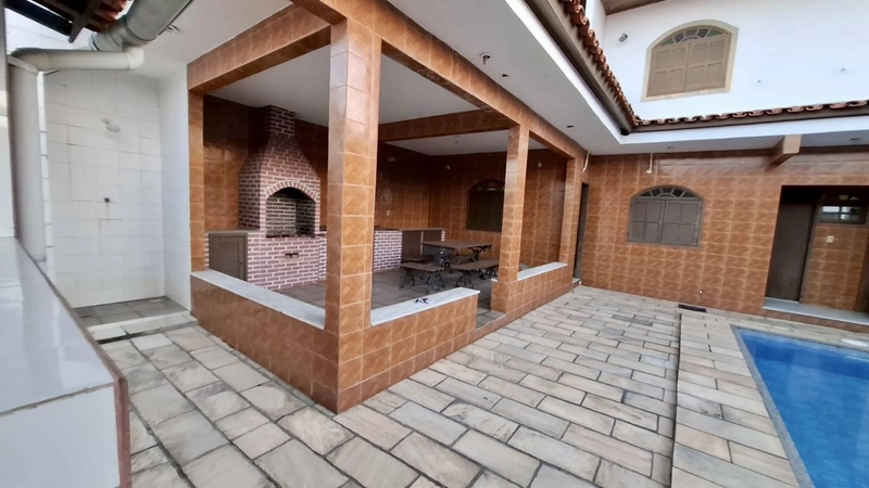 Excelente Casa Com Piscina, área gourmet,  salão de jogos e de festa.: 28ª foto da galeria de imagens do imóvel