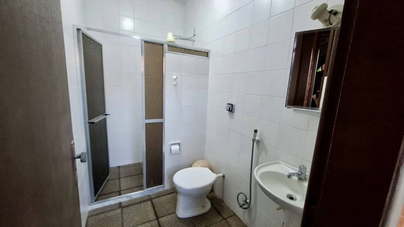 Excelente Casa Com Piscina, área gourmet,  salão de jogos e de festa.: 23ª foto da galeria de imagens do imóvel