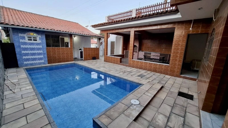 Excelente Casa Com Piscina, área gourmet,  salão de jogos e de festa.: 38ª foto da galeria de imagens do imóvel