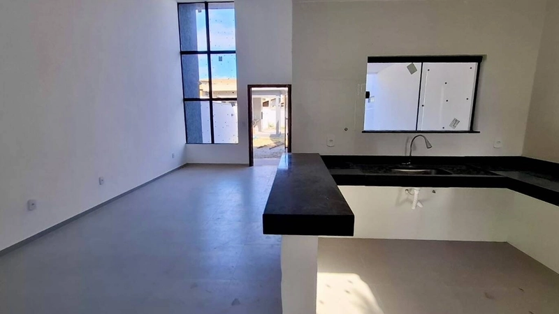Casa Independente com Quintal Amplo - Próximo à Nova São Pedro: 8ª foto da galeria de imagens do imóvel