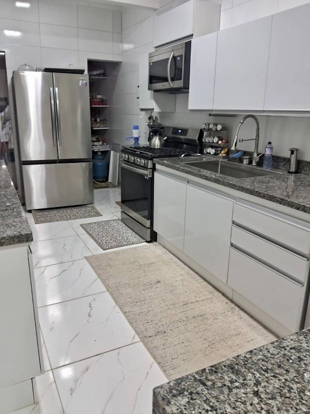 Casa em condomínio fechado em Unamar.: 2ª foto da galeria de imagens do imóvel