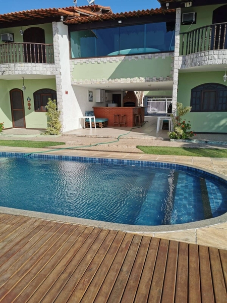 Casa com 2 suítes - Conforto à Beira do Canal em Peró: 1ª foto da galeria de imagens do imóvel