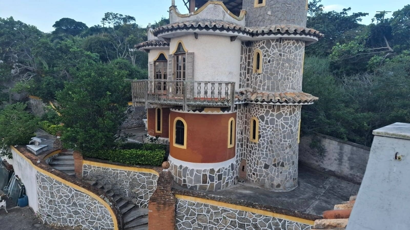 Espaço Castelo, em Búzios para arrendamento.: 1ª foto da galeria de imagens do imóvel