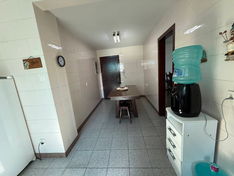 Apartamento Amplo e Varandado a 1 Minuto da Praia: 19ª foto da galeria de imagens do imóvel