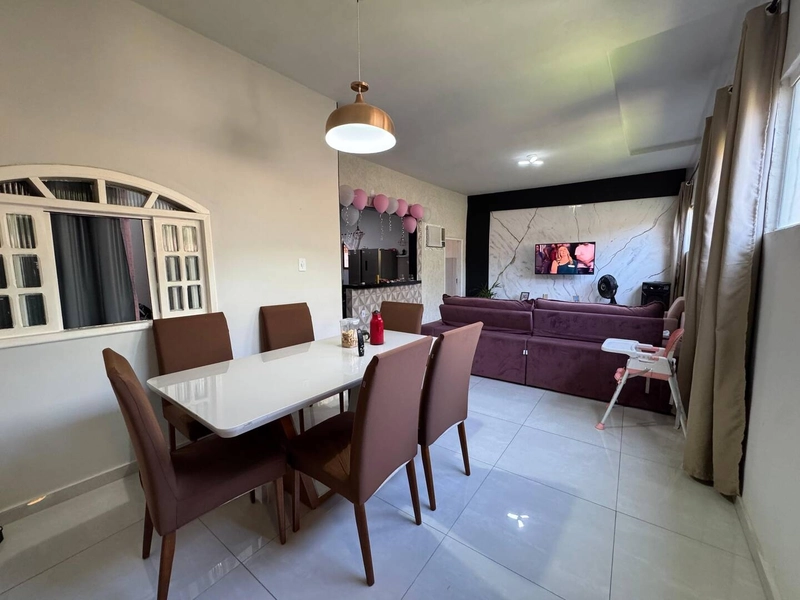 Casa à venda de frente para a lagoa, Porto da Aldeia,São Pedro da Aldeia-RJ: 1ª foto da galeria de imagens do imóvel