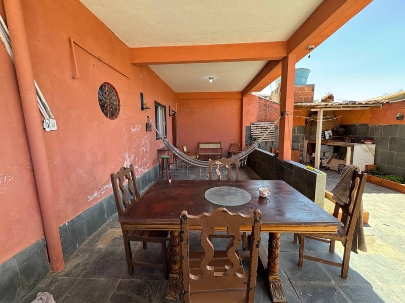 Casa à venda de frente para a lagoa, Porto da Aldeia,São Pedro da Aldeia-RJ: 3ª foto da galeria de imagens do imóvel