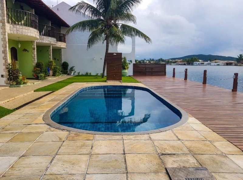 Casa com 2 suítes - Conforto à Beira do Canal em Peró: 3ª foto da galeria de imagens do imóvel