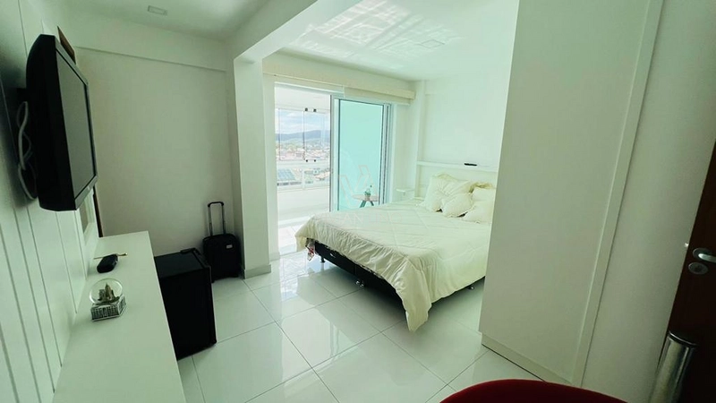 Apartamento Cobertura no Centro Cabo Frio 3 quartos sendo 1 suíte: 4ª foto da galeria de imagens do imóvel