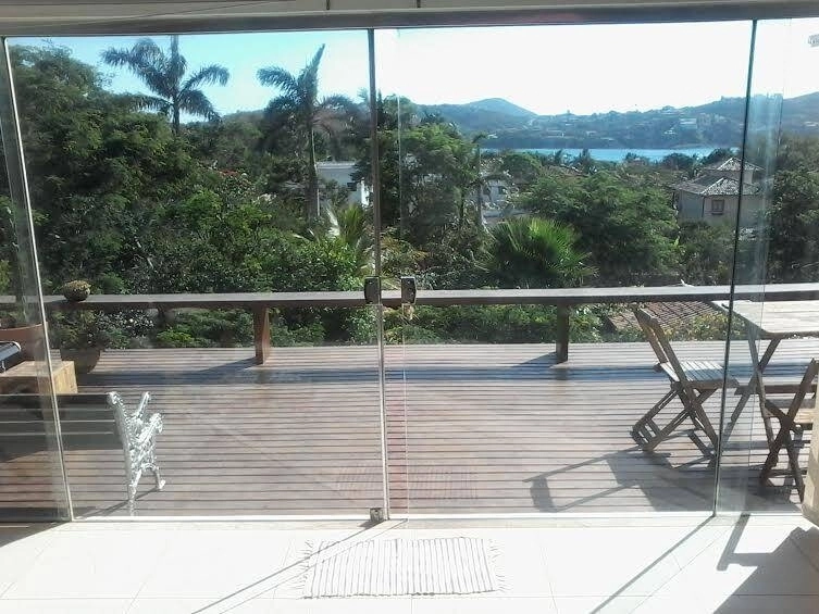 Mansão Exclusiva na Ferradura – Luxo, Conforto e Vista Deslumbrante: 27ª foto da galeria de imagens do imóvel